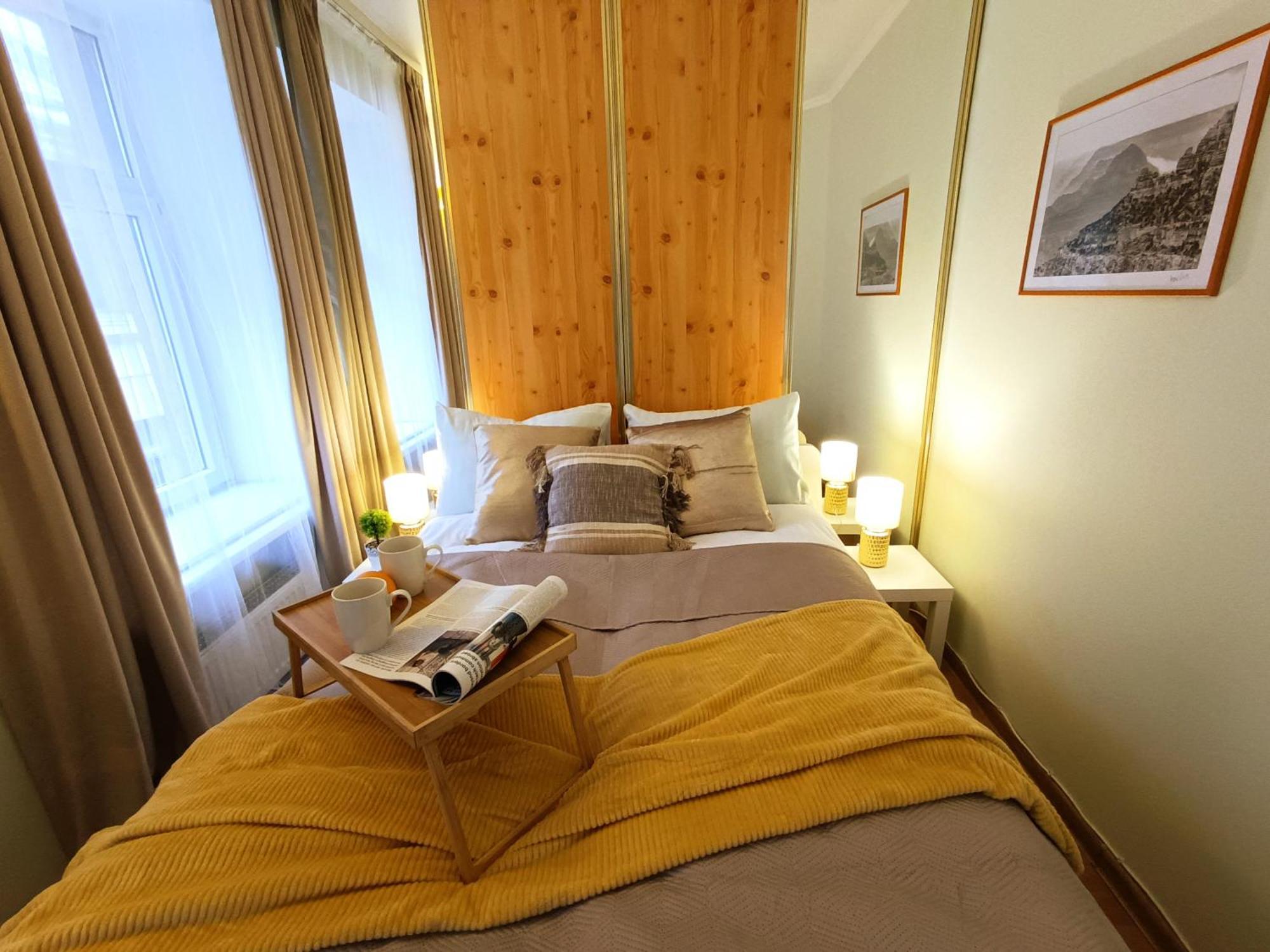 Two Bedroom Apartment In Old Town, Up To 6 Guests Riga Bagian luar foto